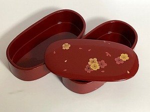 画像3: 『桜ふぶき蒔絵・漆塗り二段弁当箱』小判型