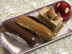 いらっしゃいませ