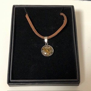 画像1: 漆ネックレス『雲竜・黒』 (1)