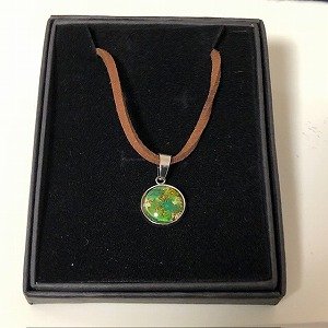 画像1: 漆ネックレス『雲竜・緑』 (1)