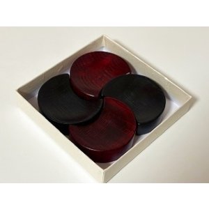 画像1: 拭き漆仕上げ箸置き梅一片　深緑×紅　4個セット (1)