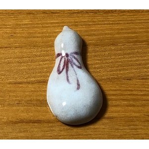 画像1: 『ひょうたん箸置き』赤リボン (1)